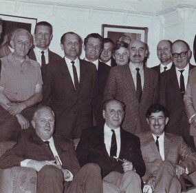 A group of VSF officials and members of the press taken in 1969-70. Several were then or later life members of the Federation. Back row, left to right. Henry Dressler, George Yelland, Norm Couzens, John Klimecki, Len Willmer (secretary) George Sawczak, Laurie Schwab, John Oliphant, John Castellini, Taffy Coombes, Enver Begovic. Front row: John Gorton, Andy Kun, Vic Manson. Source: Laurie Schwab collection, Deakin University Library.